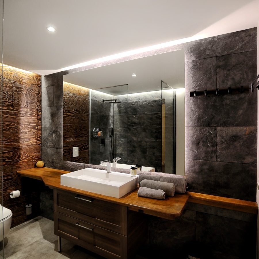 28.Vanaturu Kael 2 - bathroom mirror 99