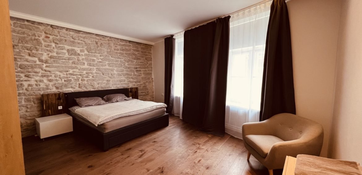 86D70C8E-7C08-4B99-84BC-FDA26C5FBDFC_1_105_c