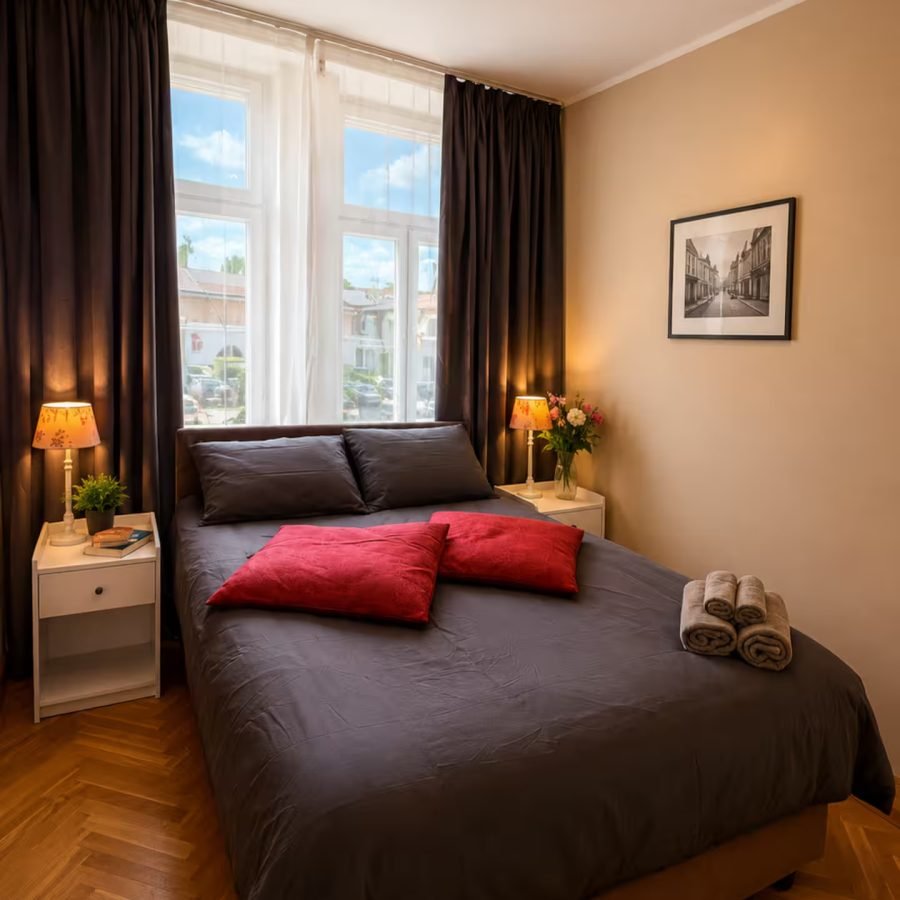Charming Old Town Apartment – Bedroom